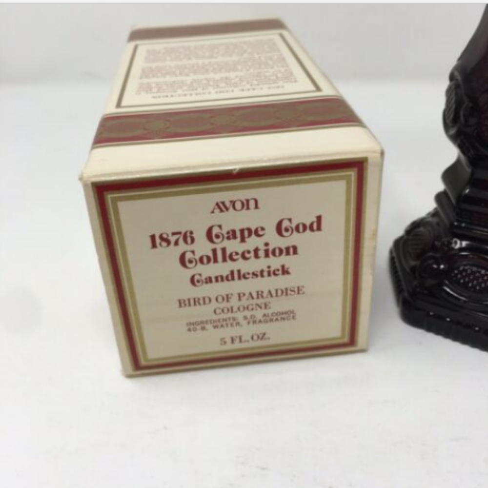 Vtg Avon CAPE COD 1876 Red Sandwich Glass candle - Picture 5 of 6